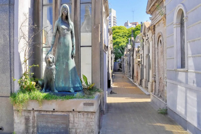 Am Friedhof La Recoleta im gleichnamigen Stadtviertel von Buenos Aires ruhen die Schönen und Reichen von Argentinien