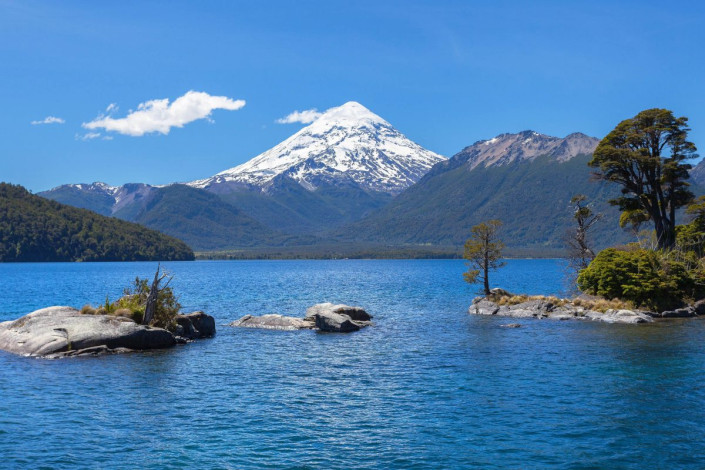 Der Nationalpark Lanin beherbergt neben mehreren malerischen Seen und uralten Wäldern auch den schönsten Berg von Argentinien