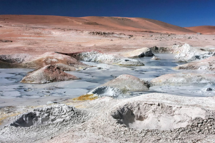 Die Geysire von Sol de Mañana liegen in einer Höhe von 4.850 bis 4.910 Metern und sind das höchstgelegene Geysirfeld der Welt, Bolivien