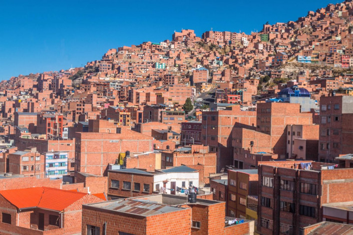 In La Paz, Bolivien, trifft seit Jahrhunderten indigene Kultur auf die modernen Einflüsse aus Europa