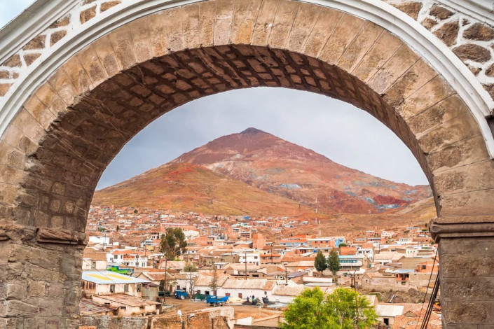 Die Silberstadt Potosí in Bolivien war im 17. Jahrhundert Münzprägezentrum der Spanier und zählt heute zum UNESCO-Weltkulturerbe