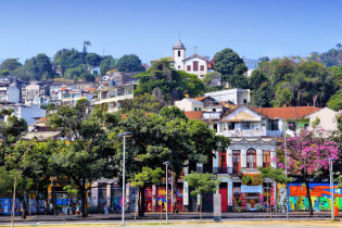 Heute zählt Santa Teresa nicht mehr zu den gehobenen Vierteln von Rio, konnte sich jedoch seinen Charme als Künstlerviertel bewahren, Brasilien