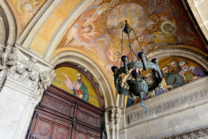 Kunstvolle Deckenmalerei in der Alexander-Newski-Kathedrale in Sofia, der größten Kathedrale von Bulgarien