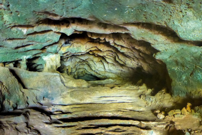 In der Höhle im Christoffelpark auf Curaçao ist es stockdunkel und meist unerträglich schwül