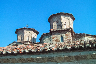Das Kloster Agios Nikólaos Anapavás zählt zu den eindrucksvollsten Bauten auf den Meteora-Klippen, Griechenland