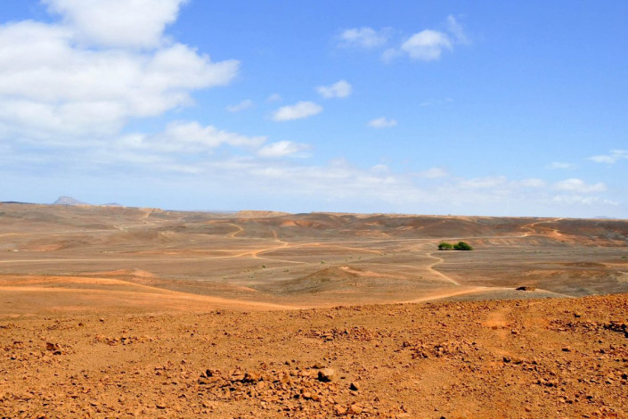 Ohne Berge gibt es auf Sal auch keine Wolken und damit keinen Regen und so gut wie keine Vegetation, Kap Verde