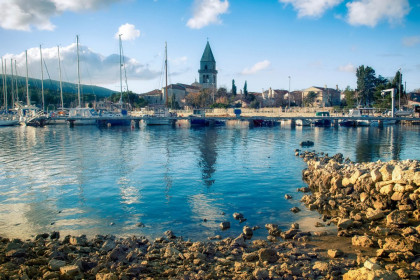 Die kleine Siedlung Osor zwischen den Inseln Cres und Lošinj war in der Antike eine bedeutende Seefahrer-Stadt, Kroatien