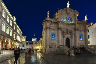 Die Barockkirche Sveti Vlaho bei nächtlicher Stimmung, Dubrovnik, Kroatien