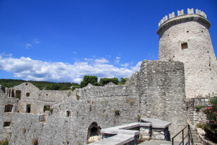 Die Festung von Trsat in Rijeka zählt zu den besterhaltenen mittelalterlichen Verteidigungsanlagen an der Küste Kroatiens