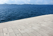 Bei der Meeresorgel von Zadar gibt es kaum etwas zu sehen, sondern nur zu hören, Kroatien - © FRASHO / franks-travelbox