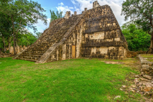 Der Ossario Tempel in Chichén Itzá; die Stadt wurde um etwa 450 nach Christus von den Maya gegründet, Mexiko