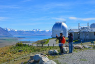 Das Mount John Observatory auf Neuseelands Südinsel zählt zu den besten Sternwarten der Welt und bietet einen herrlichen Blick auf den Lake Tekapo - © FRASHO / franks-travelbox