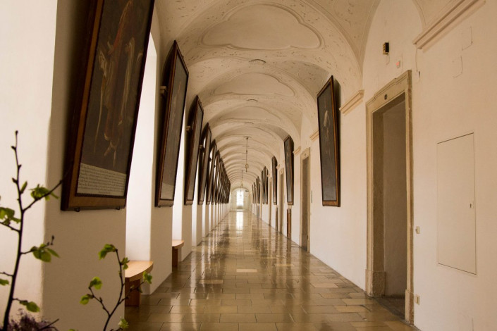 Vom Kaisergang im Stift Melk zweigen die ehemaligen königlichen Gemächer ab, die heute das Museum des Stiftes beherbergen, Österreich