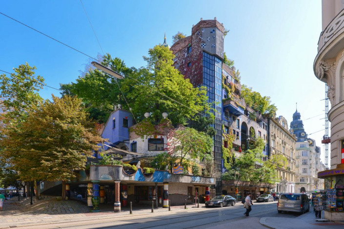 Das Hundertwasserhaus im dritten Wiener Gemeindebezirk zählt zu den berühmtesten Gebäuden der Stadt und dem wohl meistbesuchten Wohnhaus Österreichs