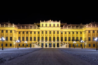 Seit 1996 zählt das erstaunlich gut erhaltene Barockschloss Schönbrunn in Wien zum Weltkulturerbe der UNESCO, Österreich