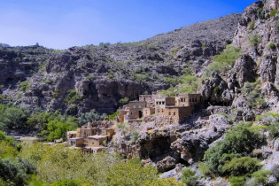 Die völlig aus Lehm erbauten Häuser im Wadi bani Habib sind heute vollkommen verlassen, Oman