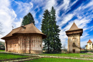Blick auf das Kloster Humor in Rumänien - © olimpiupop / Fotolia