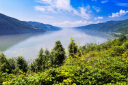 Im Donaukessel zwischen Serbien und Rumänien ist die Donau nur 200 Meter breit und gewaltige 80 Meter tief - © FRASHO / franks-travelbox