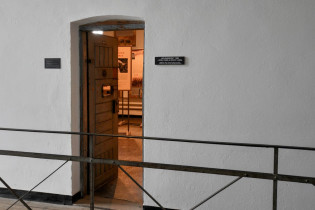 In insgesamt 50 ehemaligen Gefängniszellen werden im Sighet Memorial die furchtbaren Geschehnisse zu Zeiten des Kommunismus in Rumänien präsentiert