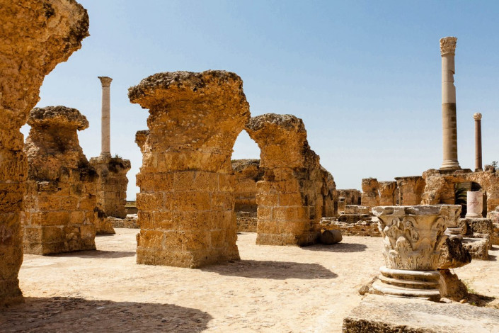 Die römische Handelsmetropole Karthago wurde im 7. Jahrhundert von den Arabern zerstört, Tunesien
