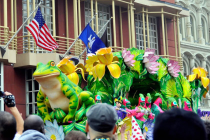 Der Faschingsdienstag, in den USA besser bekannt als „Mardi Gras“, wurde in New Orleans 1875 zum Feiertag erklärt