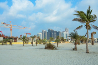 In Ajman entstehen neue Büro-, Wohn- und Unterhaltungszentren, die rund ein Drittel günstiger zu haben sind, als die Pendants in Dubai, VAE