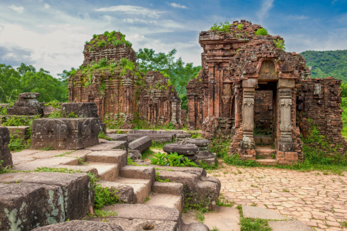Ruinen in der Tempelstadt My Son („Schöner Berg“) in der Provinz Quang Nam, Vietnam