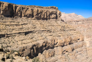 Flanke der Wadi Nakhar Schlucht, Oman - © FRASHO, franks-travelbox