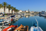 Die Hafenpromenade von Split bietet herrliche Ausblicke auf die Altstadt, den Hafen und die Bucht von Split, Kroatien - © FRASHO / franks-travelbox