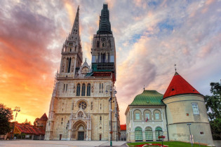 Die weithin sichtbare Kathedrale von Zagreb zählt zu den berühmtesten Kirchen von Kroatien