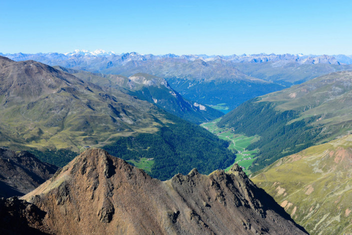 Blick vom Dreiländerblick im Tiroler Kaunertal in Richtung Italien, Österreich
