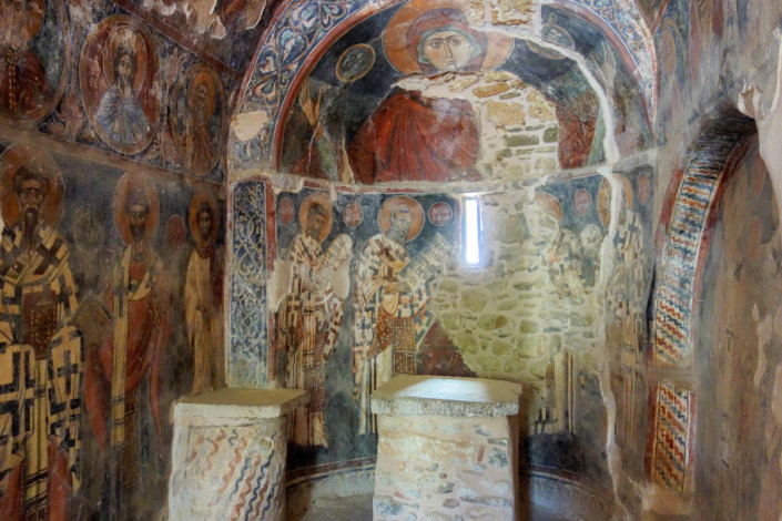 Im Mittelschiff befinden sich die ältesten Fresken der Panagia i Kera Kirche auf Kreta, Griechenland