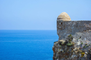 Die Stadt Rethymnon ernannte die Festung zu ihrem Wahrzeichen und machte sie zu einer bedeutenden Sehenswürdigkeit auf Kreta, Griechenland