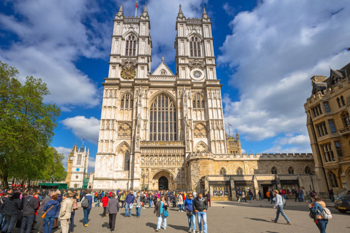 Westminster Abbey in London wurde von 1245 bis 1269 erbaut, ist UNESCO Welterbe und die wohl berühmteste Kirche von ganz England