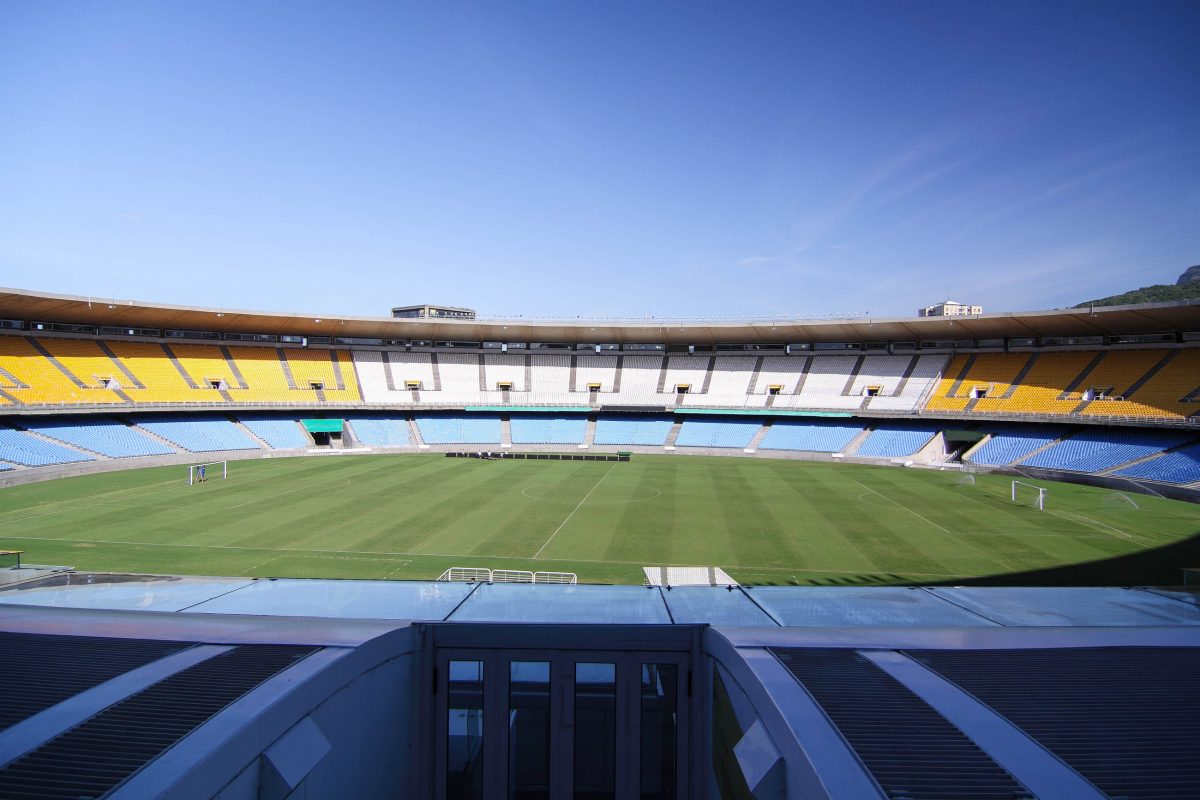 Das Maracanã Stadion in Rio de Janeiro zählt zu den größten Fußballstadien der Welt, Brasilien - © gary yim / Shutterstock