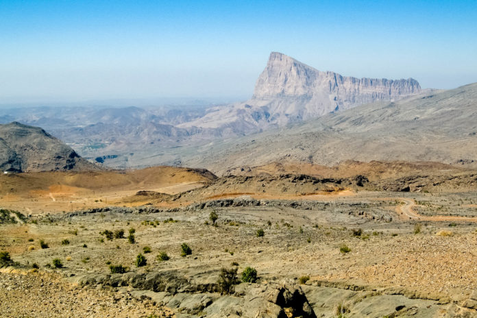 De rit van Nizwa naar Jebel Shams via Al Hamra en Al Minthar biedt altijd fantastische uitzichten, Oman - © FRASHO /. franks-travelbox