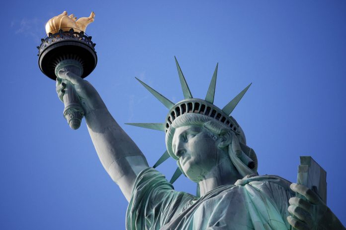 Die Freiheitsstatue in New York CIty, USA - © EG-Keith / Fotolia