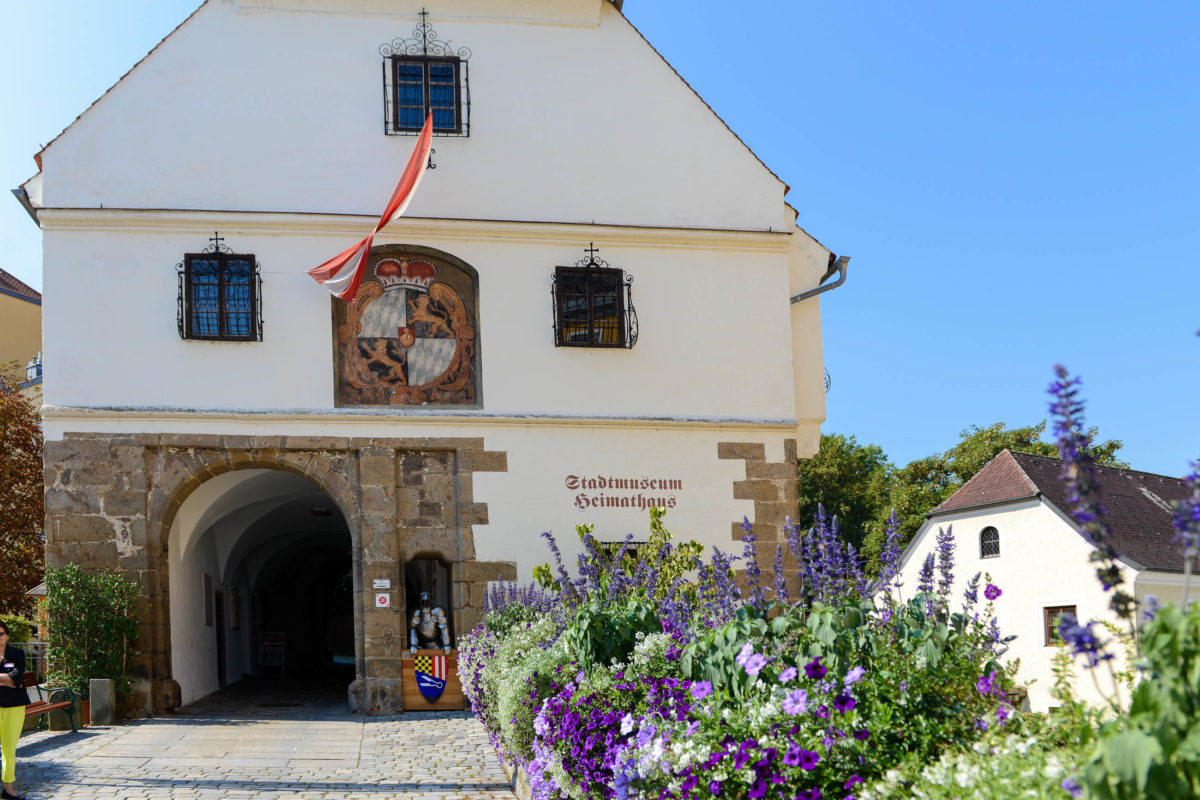 The castle gate dating from 1436 now houses the Schärding City Museum, Austria - © James Camel / franks-travelbox