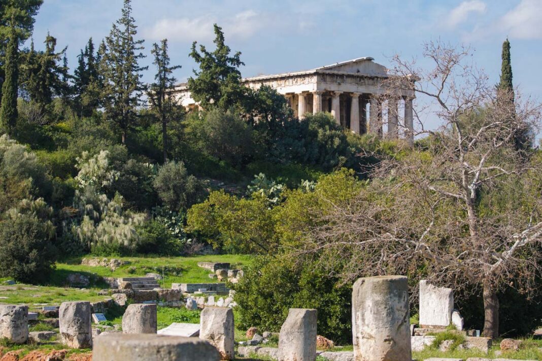 Die Antike Agora war mehrere Jahrhunderte lang das wirtschaftliche und politische Zentrum von Athen, Griechenland - © James Camel / franks-travelbox