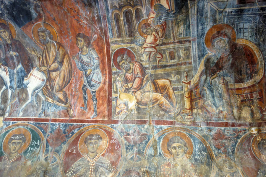 Das Südschiff der Panagia i Kera Kirche auf Kreta, Griechenland, entstand im 14. Jahrhundert und ist der Hl. Anna geweiht - © FRASHO / franks-travelbox