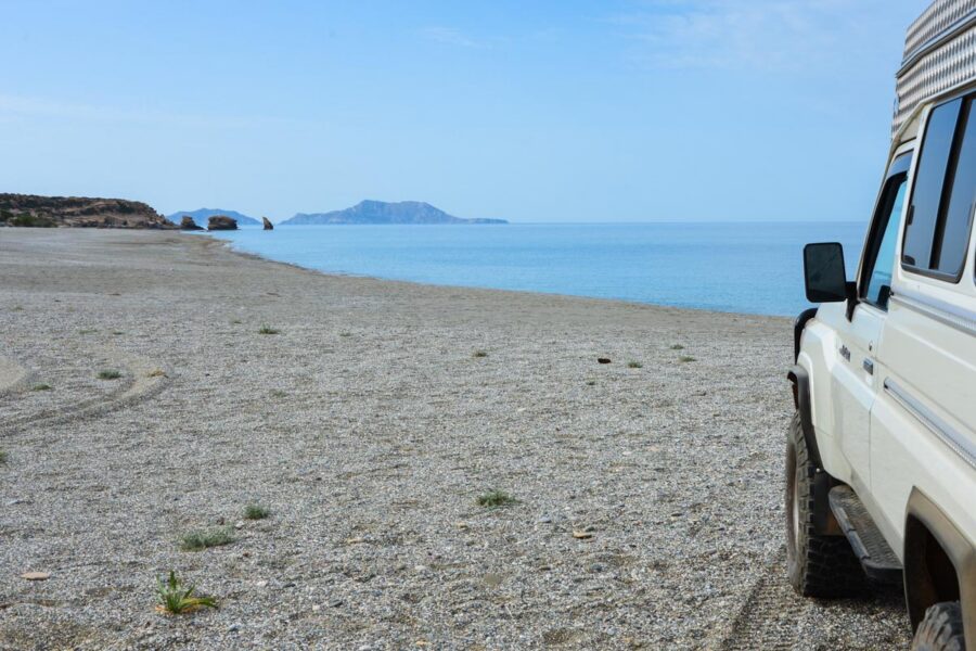 Der südliche Strand von Triopetra auf Kreta, Griechenland, ist noch weniger besucht als der nördliche - © FRASHO / franks-travelbox