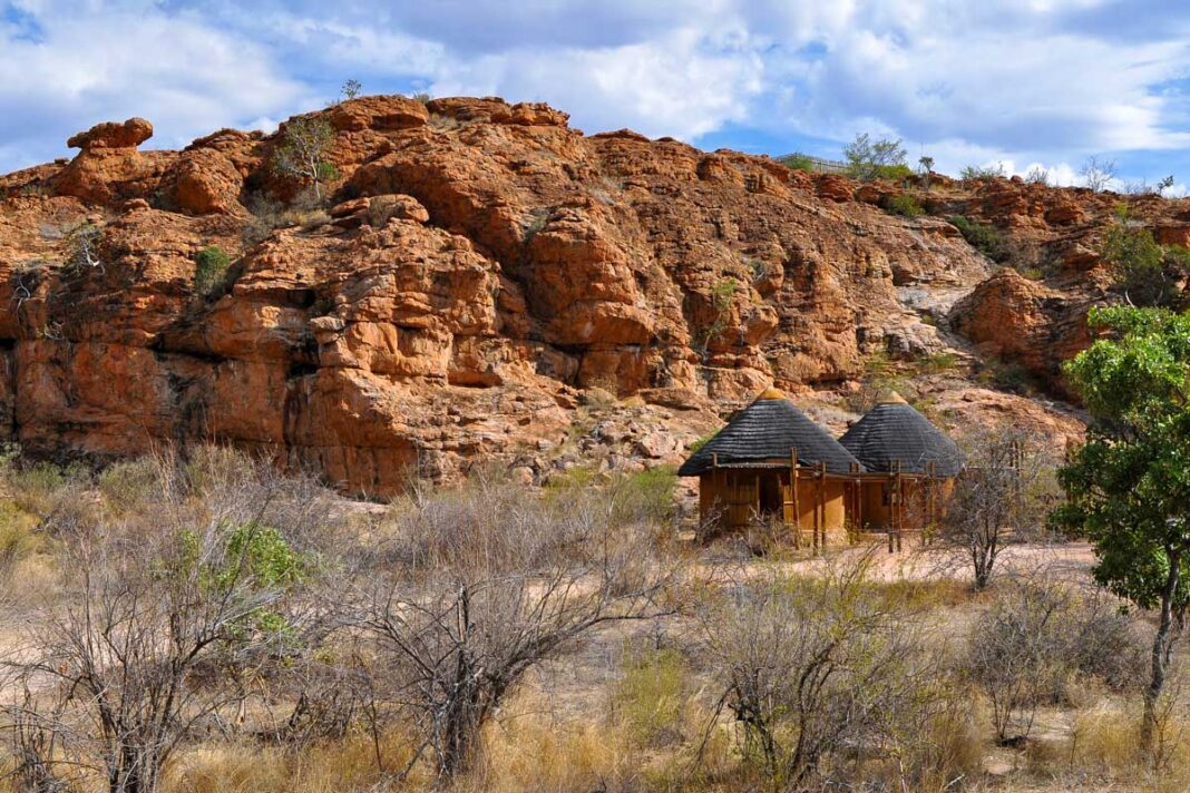 Landschaft im Nationalpark Mapungubwe in Südafrika - © Karel Gallas / Shutterstock