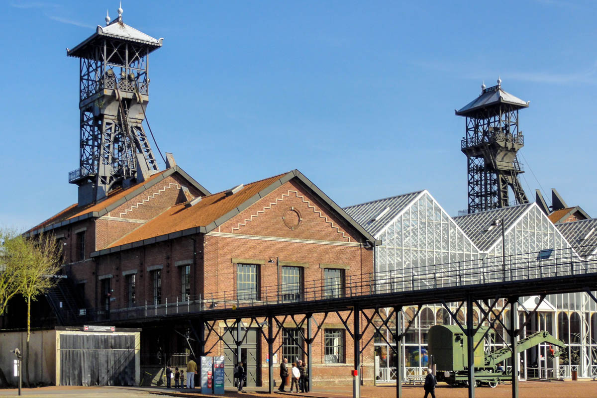 Die Zechen von Lens, in denen über drei Jahrhunderte lang Steinkohle gefördert wurde, zählen heute zum Weltkulturerbe der UNESCO, Frankreich