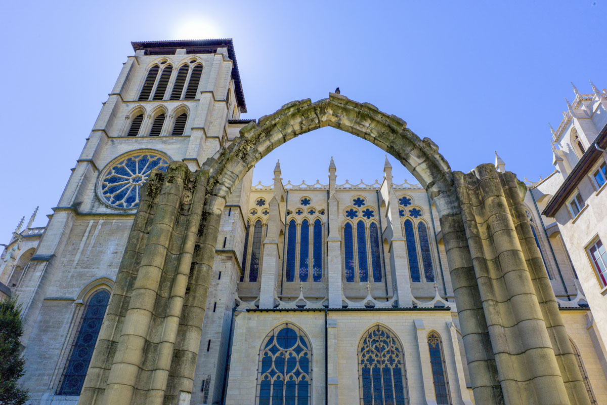 Seit 1862 gilt die Kathedrale Saint-Jean in der Altstadt von Lyon als „monument historique“ von Frankreich und steht damit unter Denkmalschutz