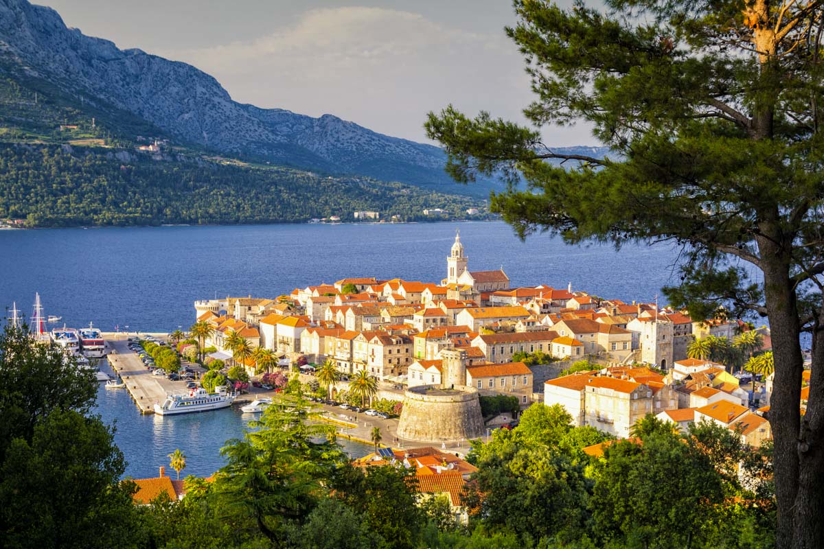 Das malerische Korcula ganz im Osten der gleichnamigen Insel bietet Kroatien-Urlaubern eine traumhafte Urlaubsatmosphäre