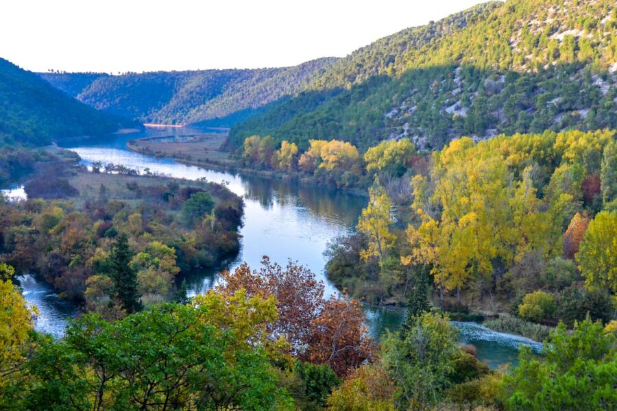 Blick in das Krka-Talk im gleichnamigen Nationalpark, Kroatien - © FRASHO / franks-travelbox