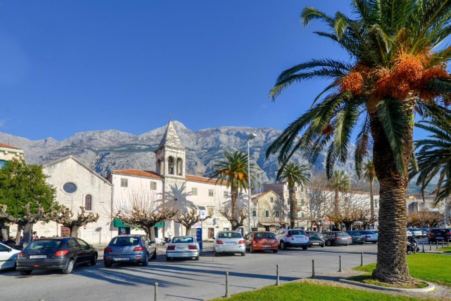 Das namensgebende Makarska ist die bekannteste Ortschaft an der Makarska Riviera von Kroatien - © FRASHO / franks-travelbox