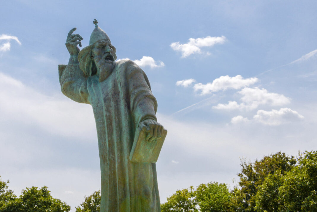 Gregor von Nin war von 900 bis 929 Bischof und ist heute ein Symbol für den Nationalstolz von Kroatien - © James Camel / franks-travelbox