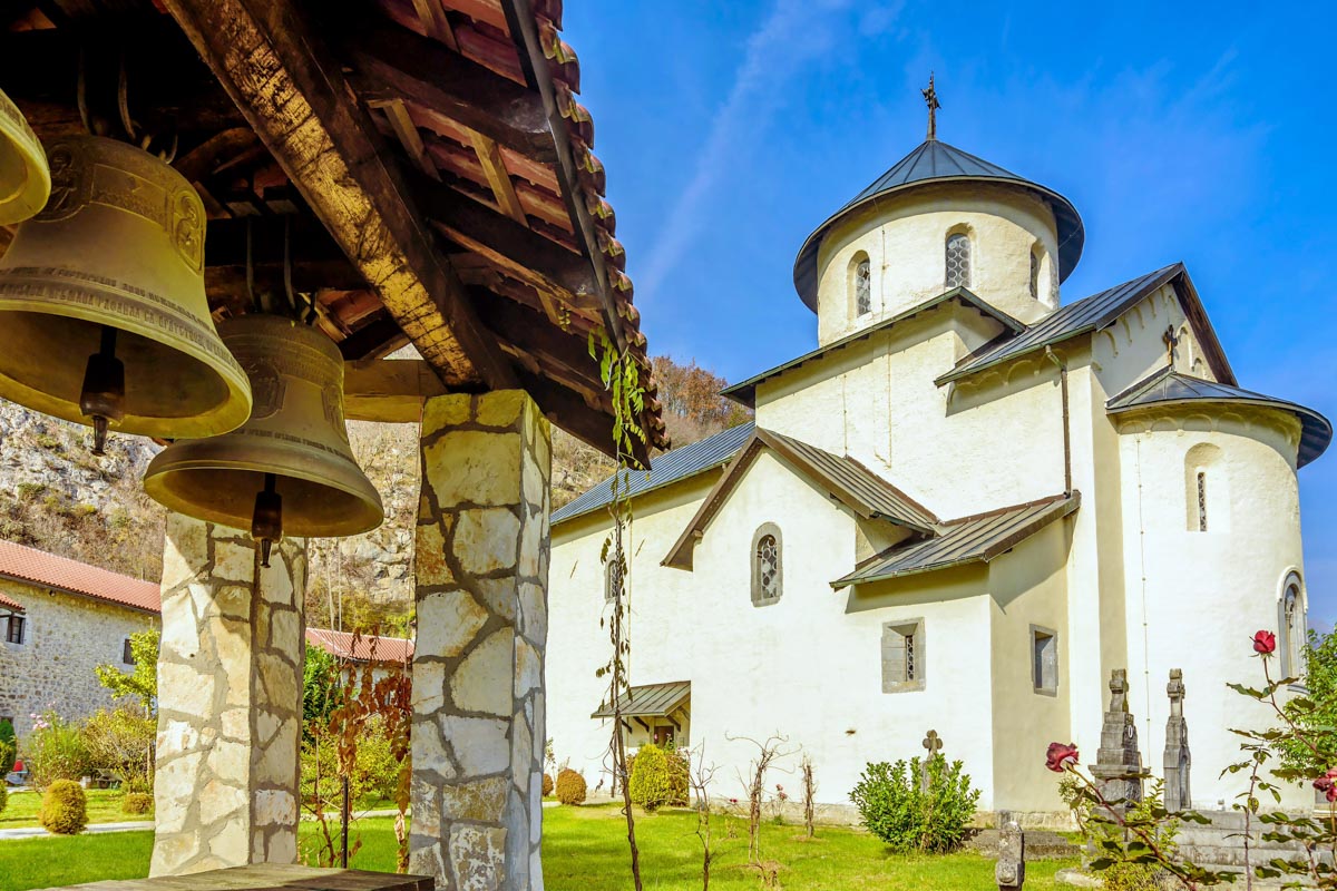 Das Morača Kloster zählt zu den wenigen Bauwerken aus dem Mittelalter, die in Montenegro bis heute zur Gänze erhalten sind