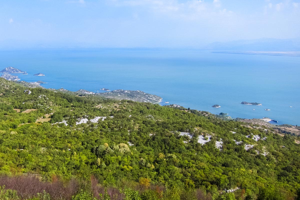 Oft als Herz und Seele Montenegros bezeichnet war der Skadar-See einst Sommersitz der montenegrinischen Herrscherfamilien und bietet spektakuläre Landschaften